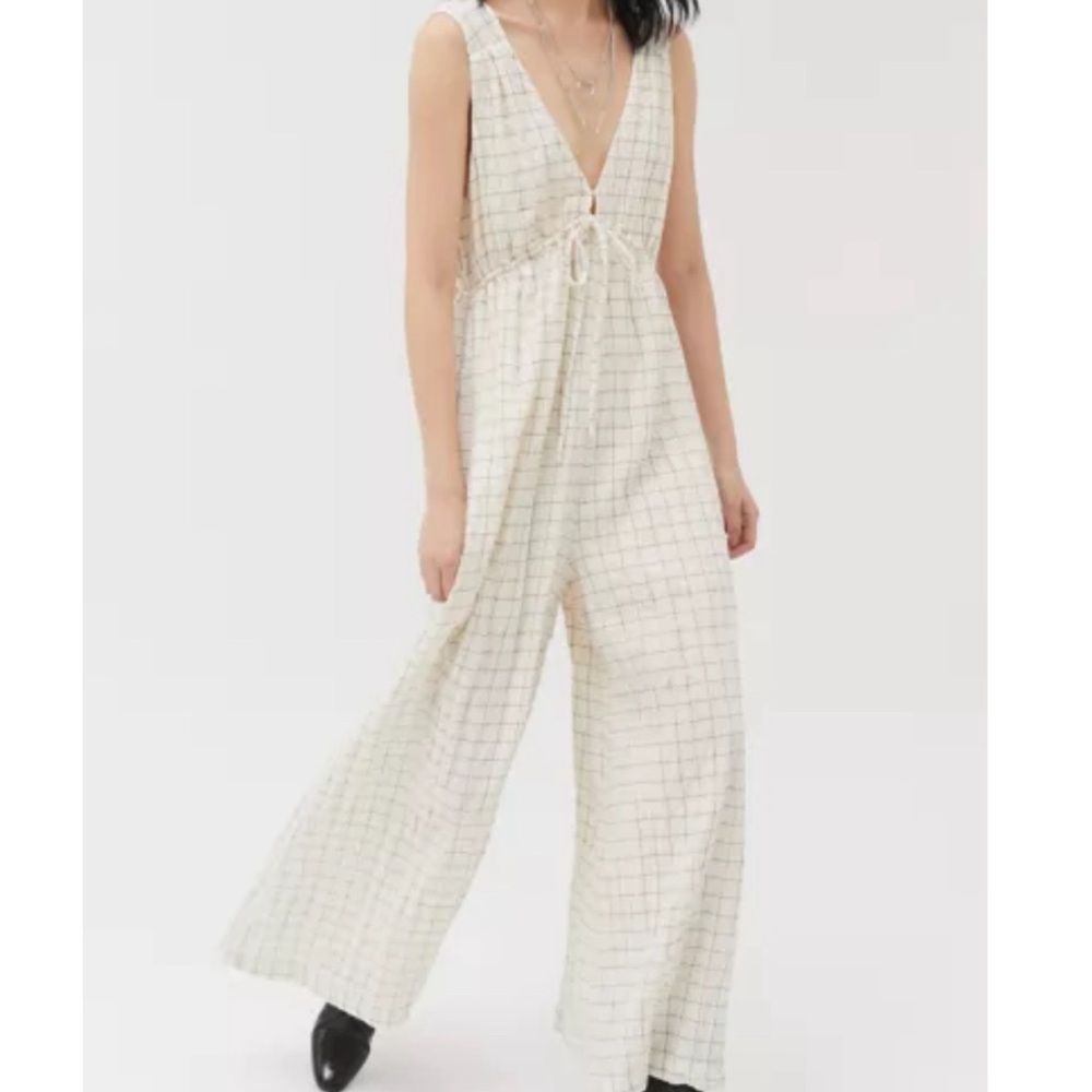 Urban outfitters wide leg jumpsuit romper, window pane pattern, xs new with tags